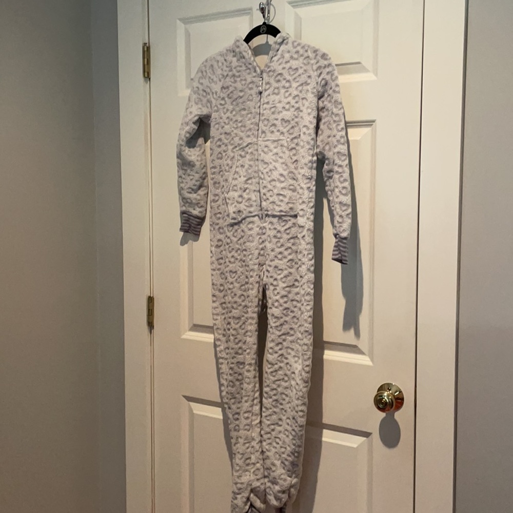 Girls Onsies - Picture 2 of 3